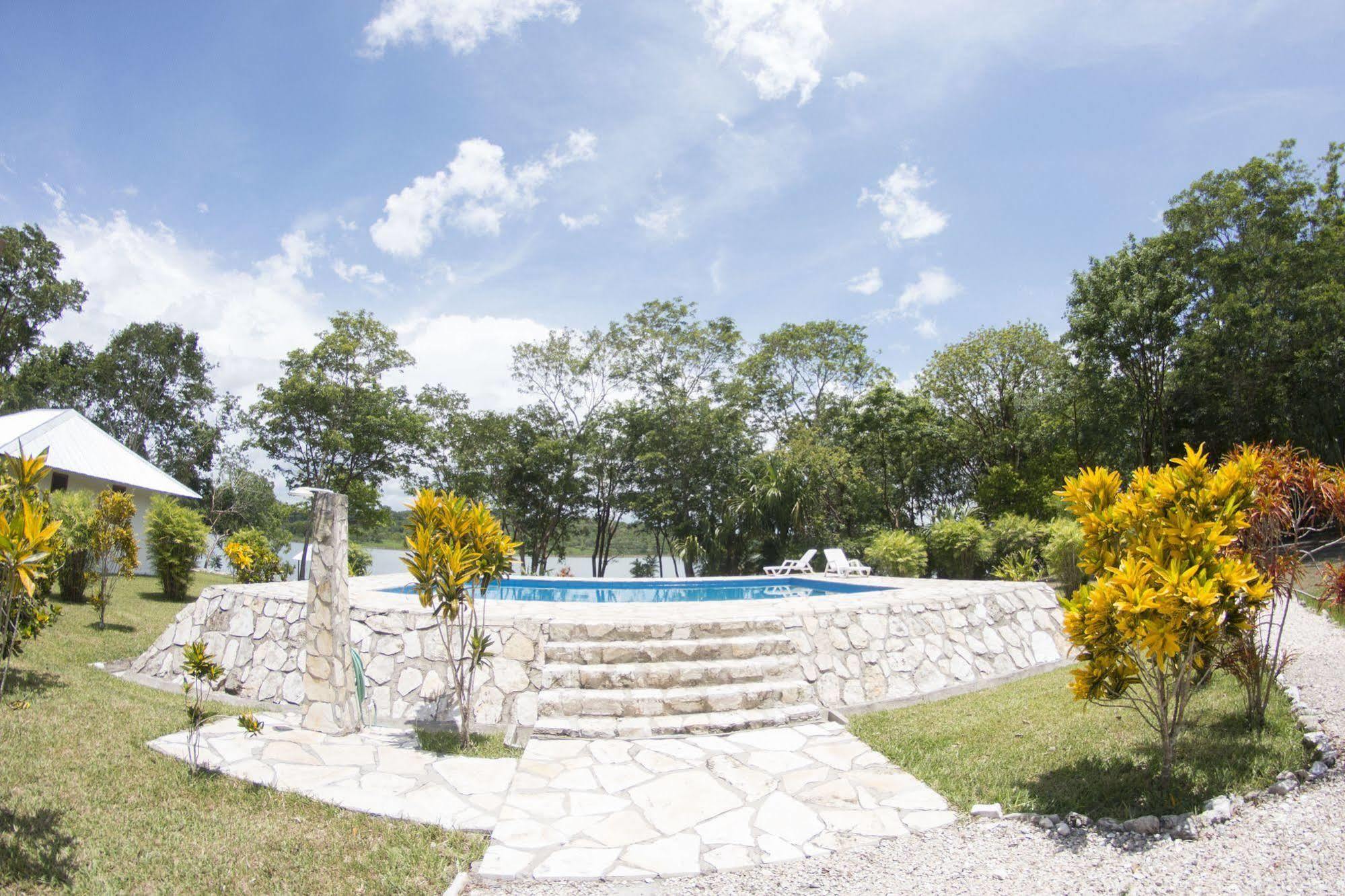 Maya Zac Peten Jungle Lodge El Remate Zewnętrze zdjęcie